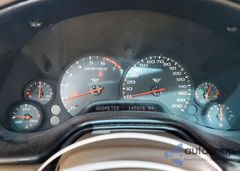 2004 Chevrolet Corvette z USA, uszkodzony, nr VIN 1G1YY22G645105127